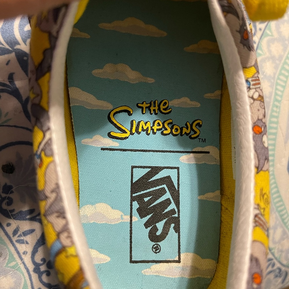Itchy & Scratchy Simpsons Vans size 7 women's /size 5.5 mens